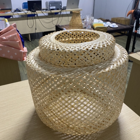 Đèn mây tre trang trí nhà hàng