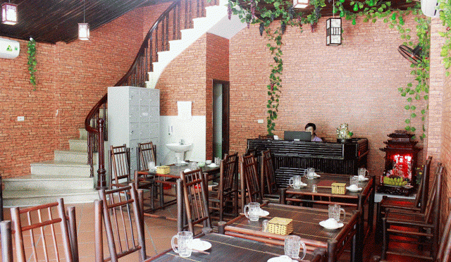 Cung cấp bàn ghế tre Hà Nội – Nhà hàng Miệt Vườn